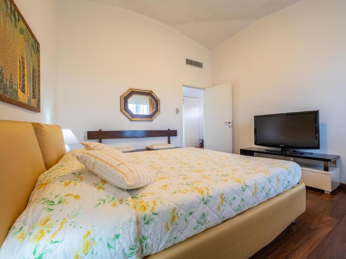 B&B Le Bouganville Capoterra Dış mekan fotoğraf