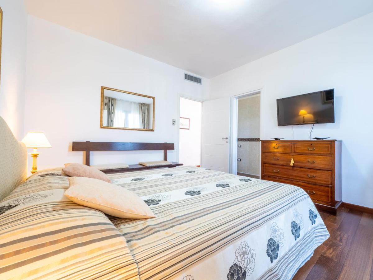 B&B Le Bouganville Capoterra Dış mekan fotoğraf